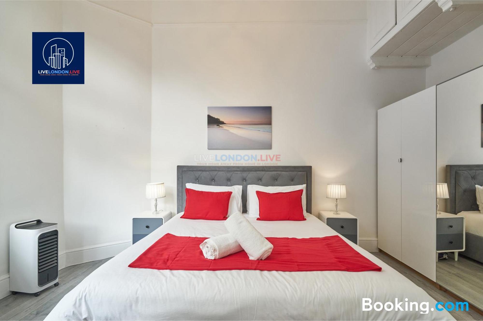 Last-Minute Specials L Sleeps Up To 4 Guests L One-Bedroom Apartment With King Bed And High Ceilings Near Camden By Live London Short Lets & Serviced Accommodation Luaran gambar